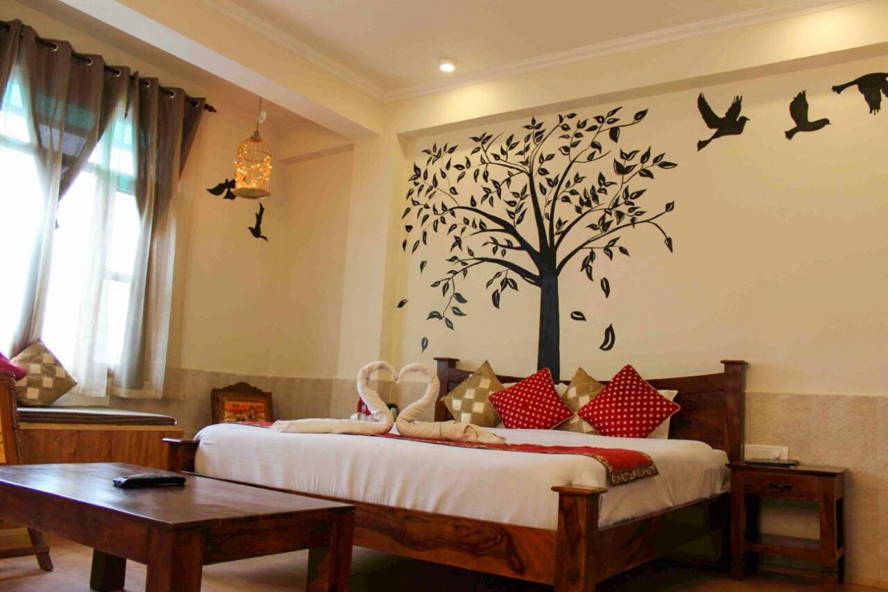 Sparsh Resort, A Boutique Stay - Just 2Kms Uphill From Mall Road, Near Old Manali Exterior photo