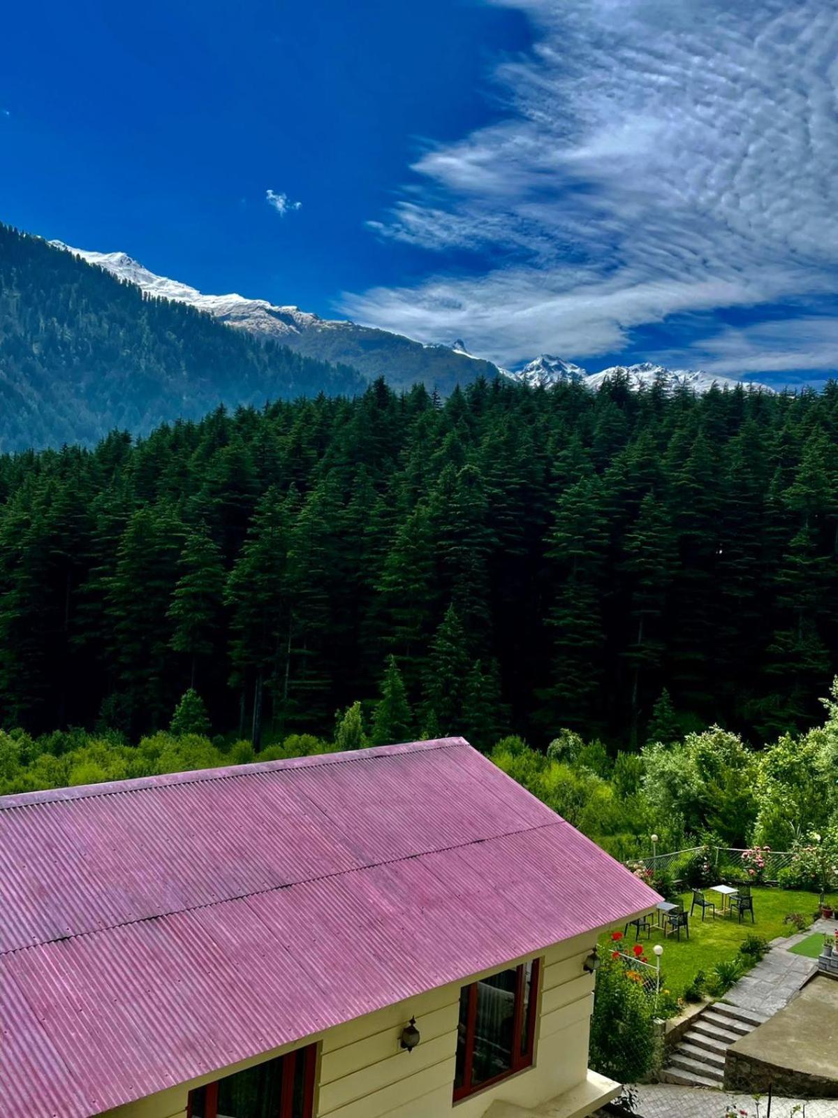 Sparsh Resort, A Boutique Stay - Just 2Kms Uphill From Mall Road, Near Old Manali Exterior photo