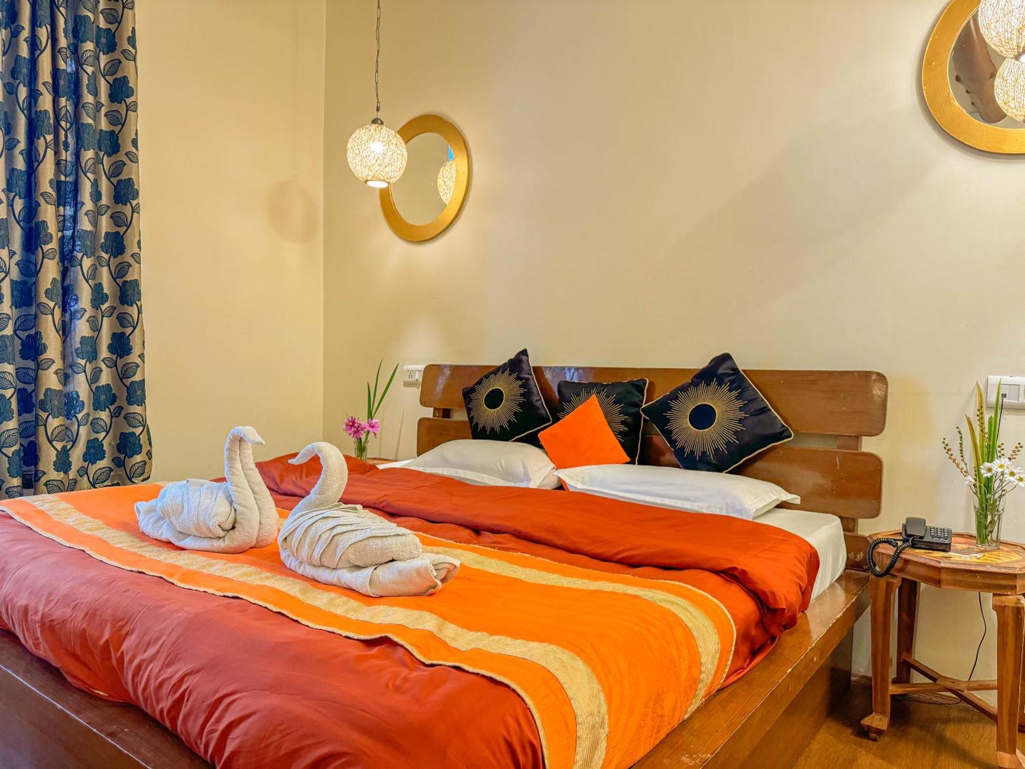 Sparsh Resort, A Boutique Stay - Just 2Kms Uphill From Mall Road, Near Old Manali Exterior photo